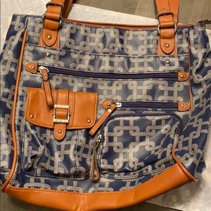 Medium size Rosetti shoulder bag